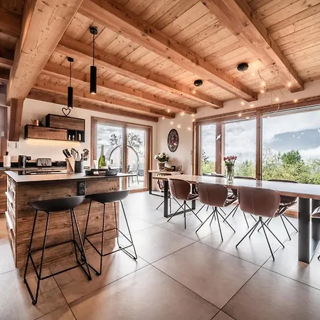 Coeur De Meleze Chalet *